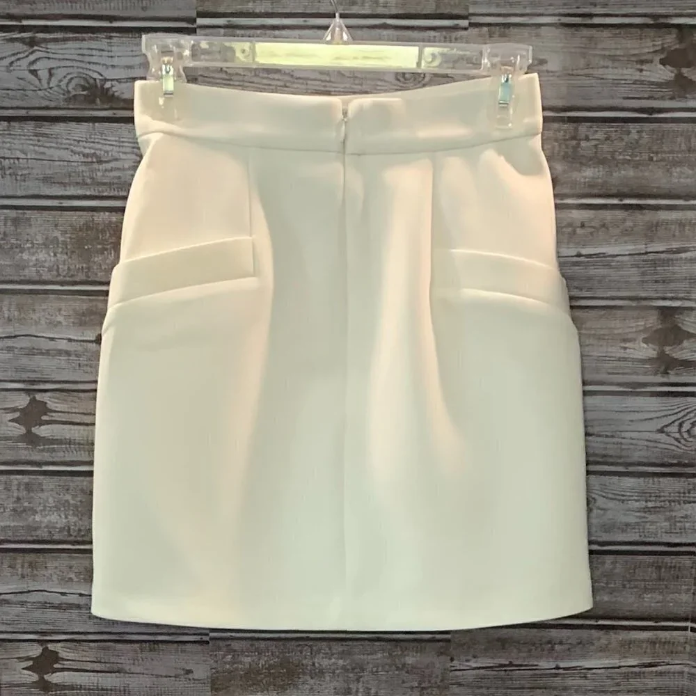 CAMEO White Mini Skirt with Hook & Eye Detail NWOT